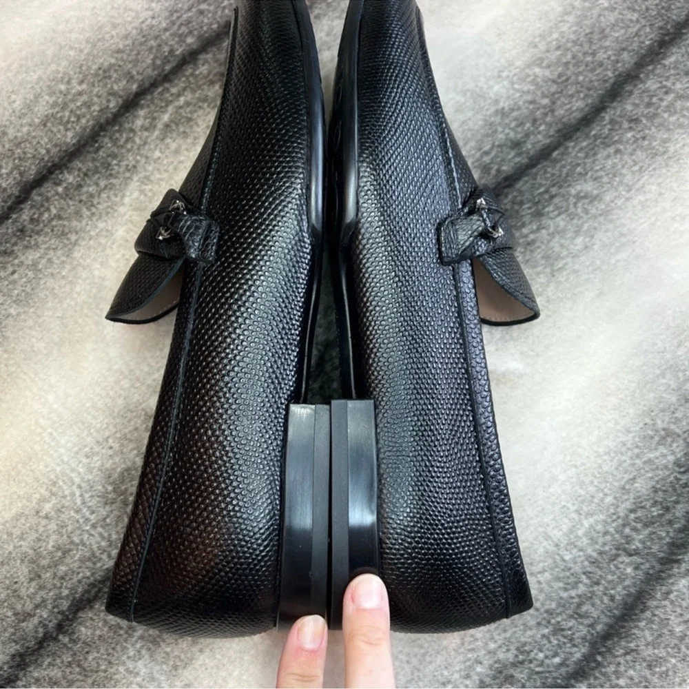 Salvatore Ferragamo Raion Black Leather Gancini Logo Loafers